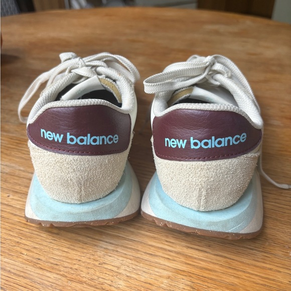 New Balance 237 Women’s 9 - Picture 3 of 5
